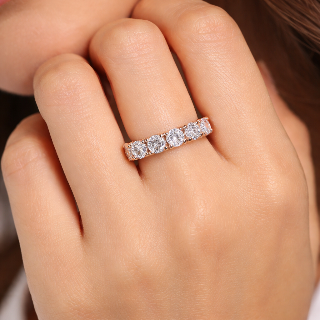 5 Stones Modern Eternity band model