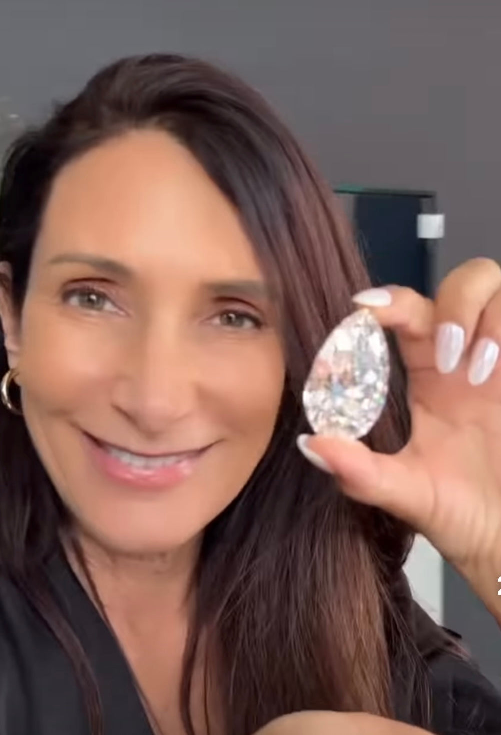 Celebrating Elegance! A Visit from Our Ambassador, The Diamond Girl!