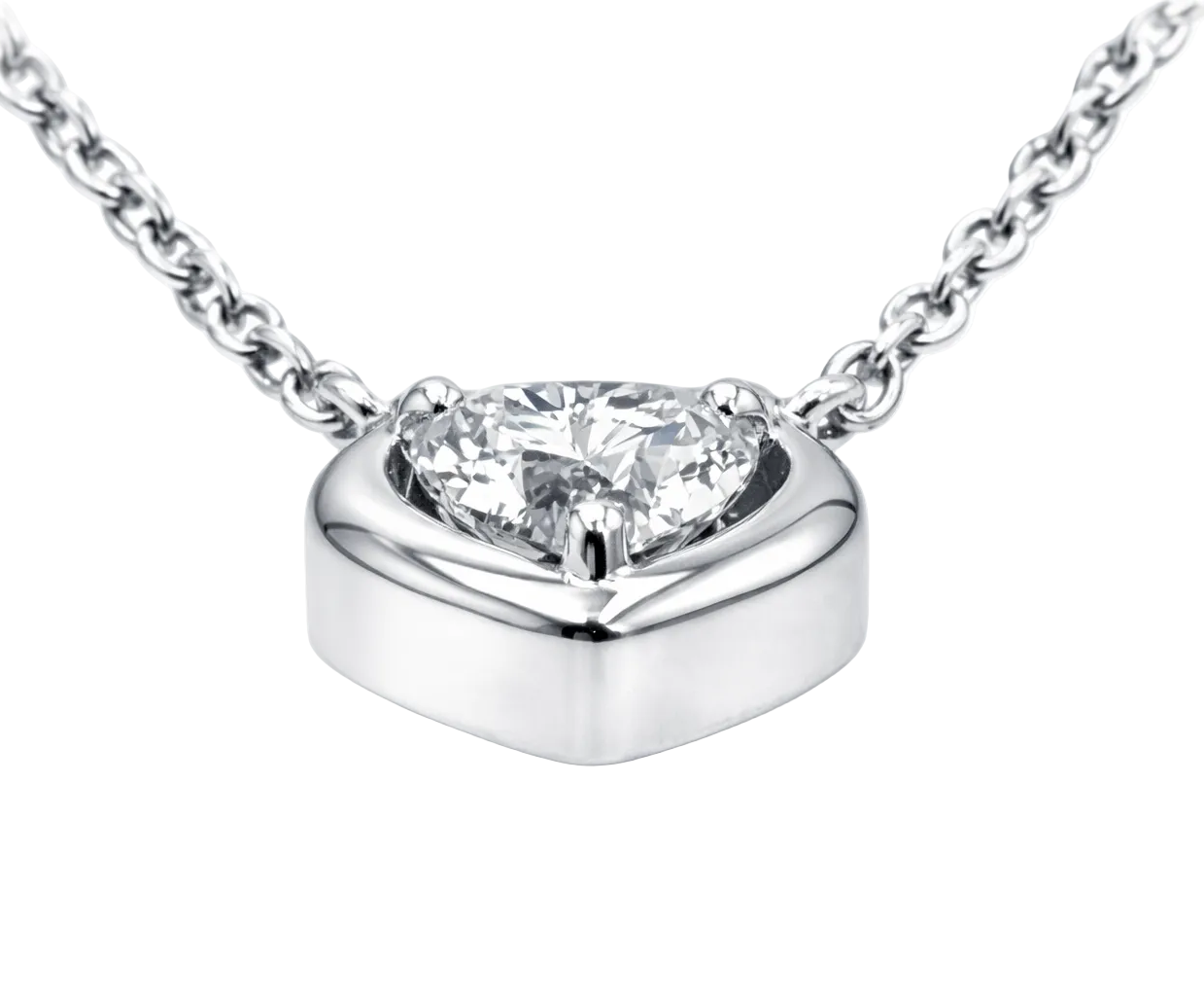 diamond heart bezel pendant view2